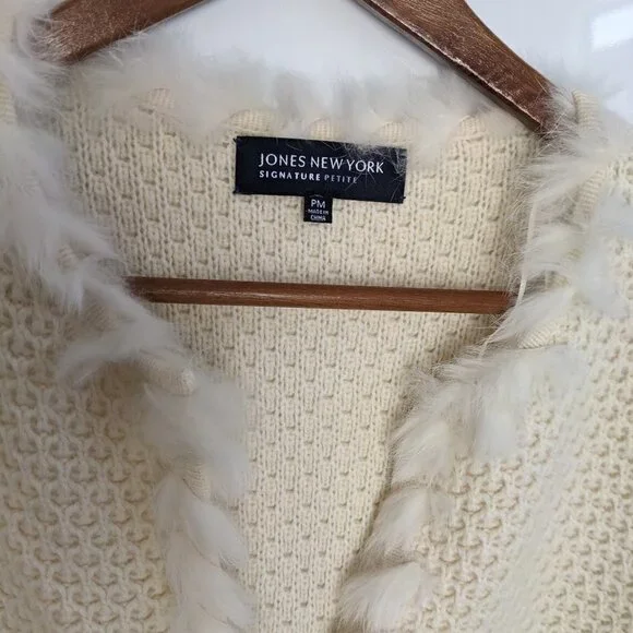 Jones New York Signature Cream Cardigan Sweater One Button Size Petite M Medium - Picture 2 of 11